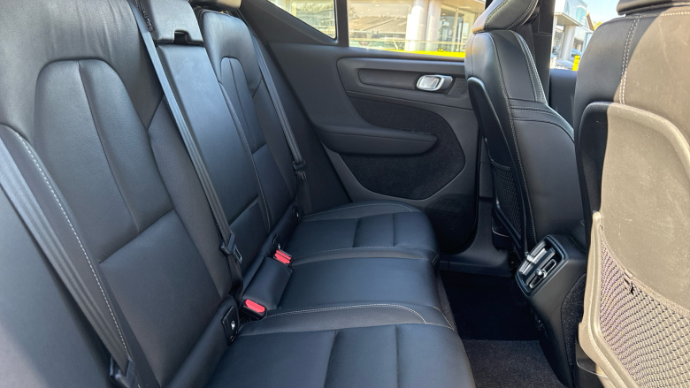 Volvo Xc40 2.0 D4 [190] Inscription Pro 5dr AWD Geartronic Diesel Estate